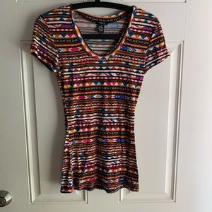 Form fitting Rue 21 t shirt